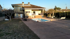 Xalet amb gran parcel.la en venda a Santa Coloma Residencial
