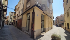 Local comercial cantoner de lloguer a la Rambla de Santa Coloma